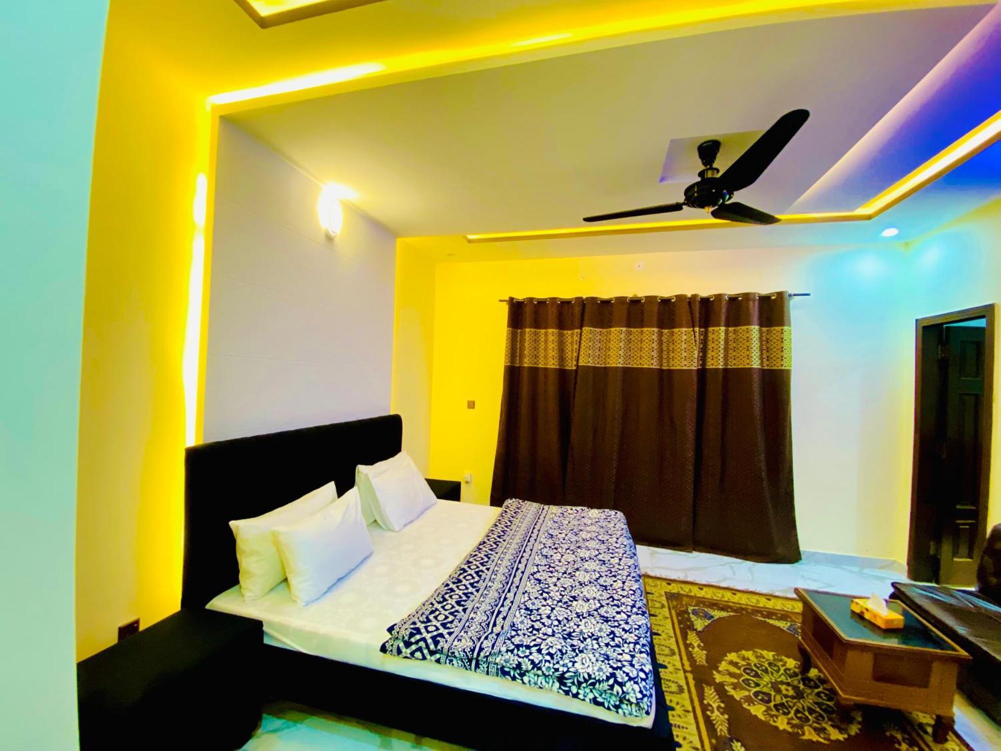Moonlight Guest House Rawalpindi Extérieur photo