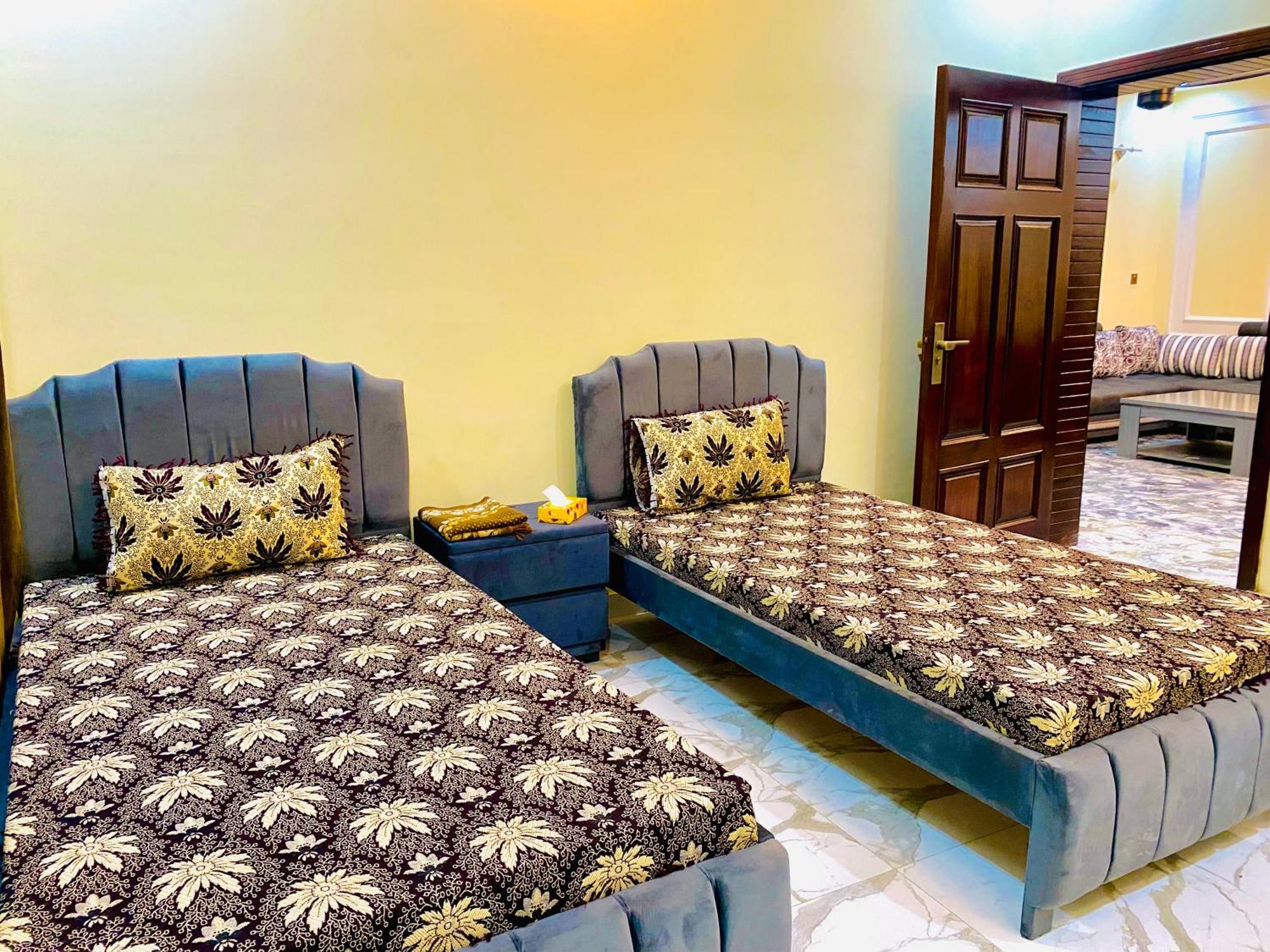 Moonlight Guest House Rawalpindi Extérieur photo