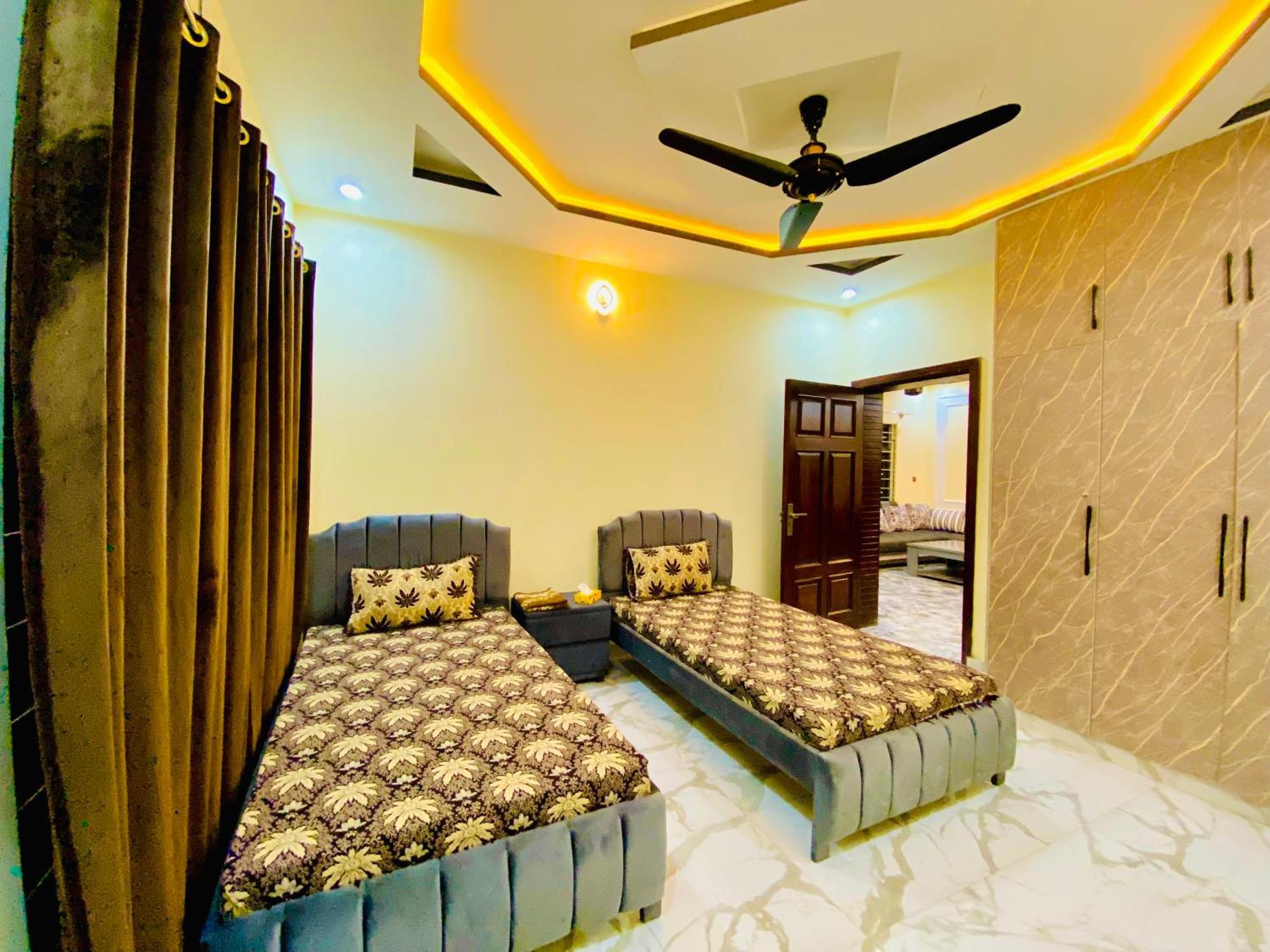 Moonlight Guest House Rawalpindi Extérieur photo