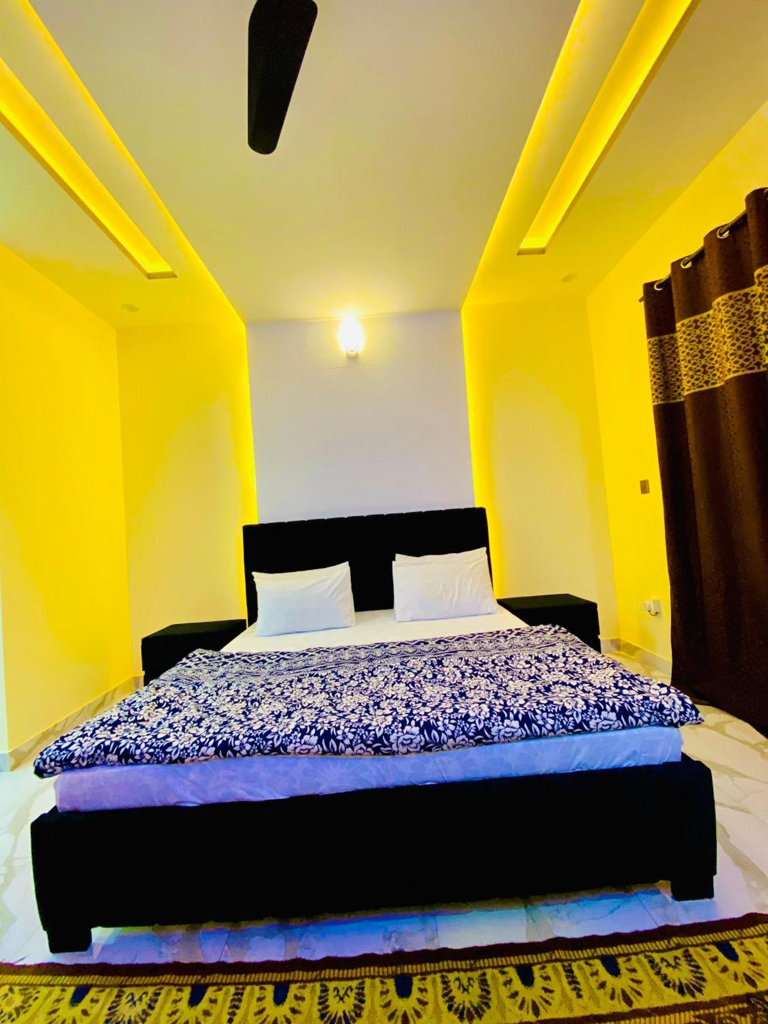 Moonlight Guest House Rawalpindi Extérieur photo