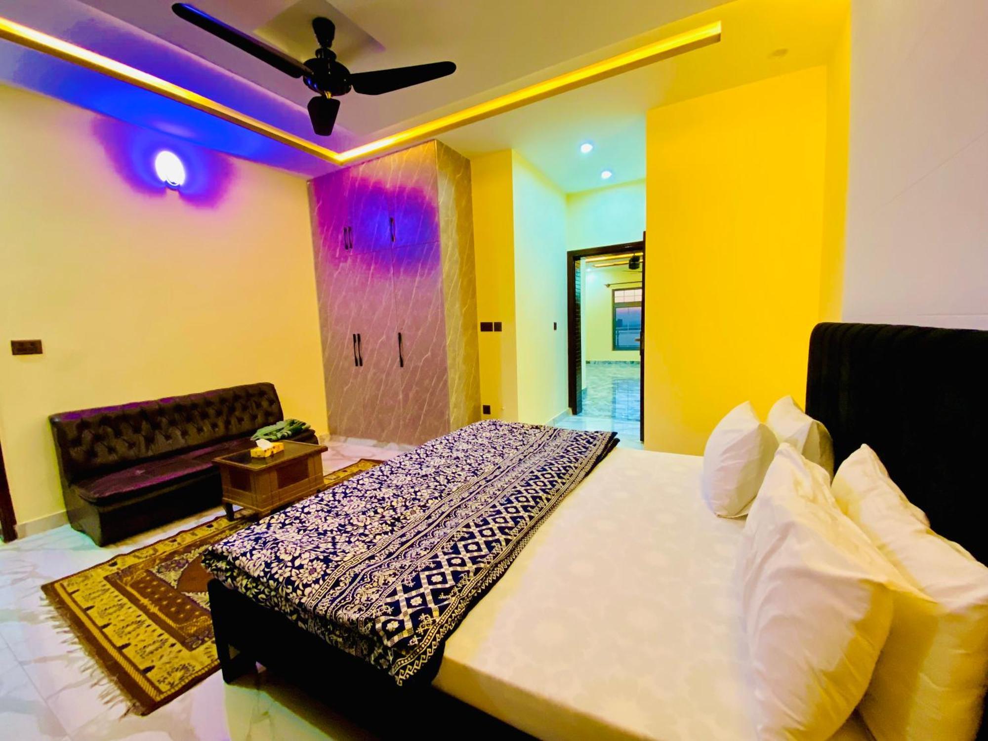 Moonlight Guest House Rawalpindi Extérieur photo