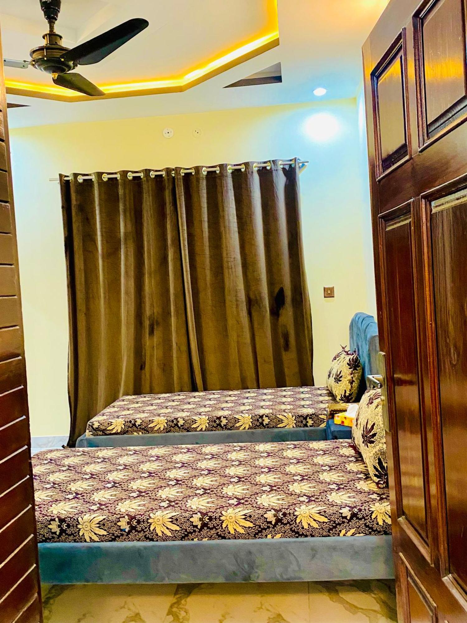 Moonlight Guest House Rawalpindi Extérieur photo