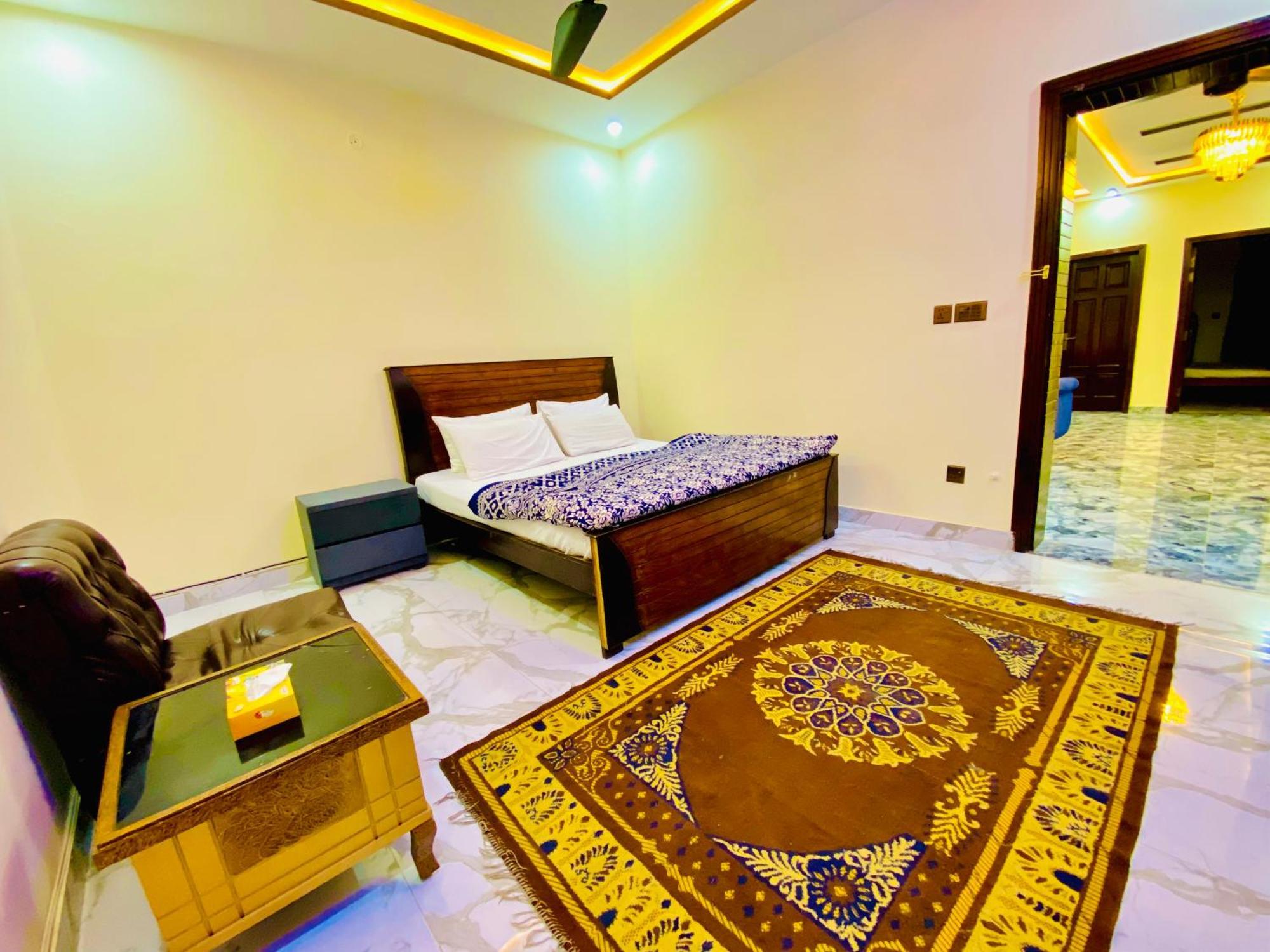 Moonlight Guest House Rawalpindi Extérieur photo