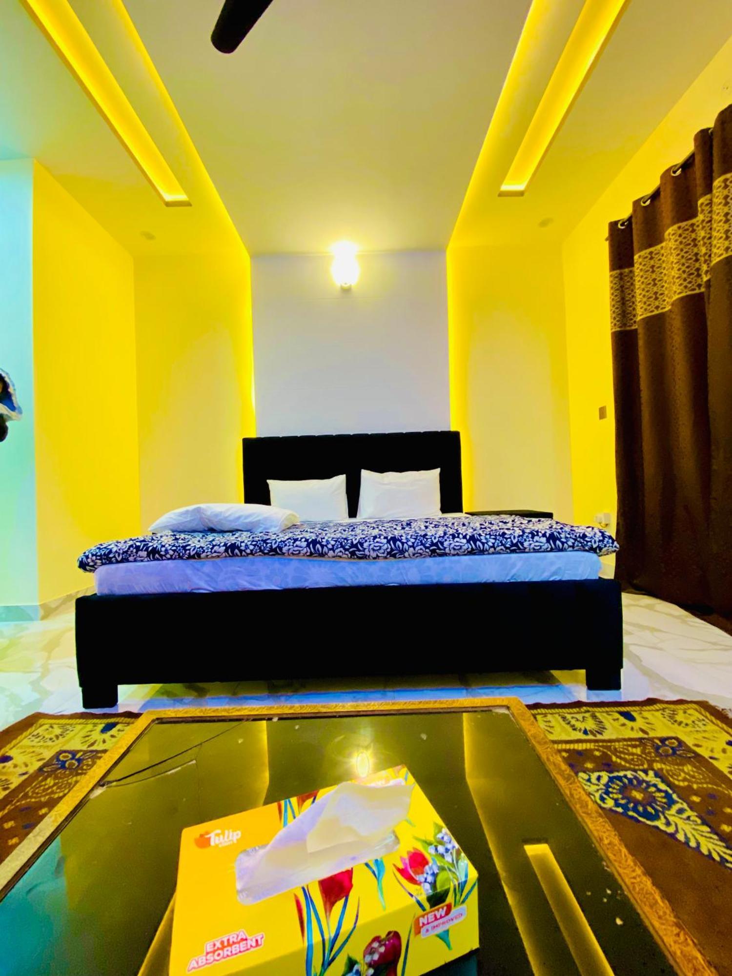 Moonlight Guest House Rawalpindi Extérieur photo