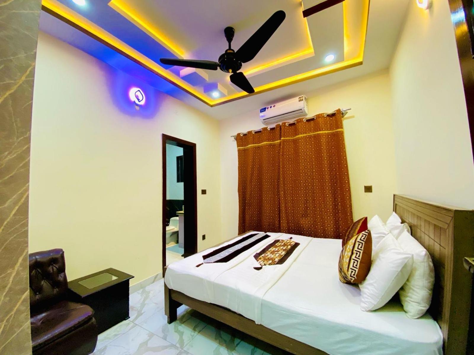 Moonlight Guest House Rawalpindi Extérieur photo